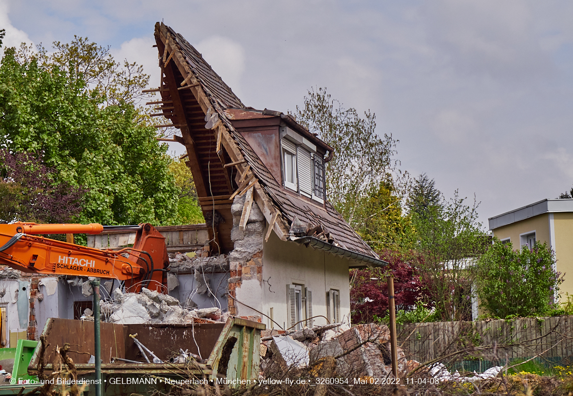 02.05.2022 - Baustelle Niederalmstraße 16